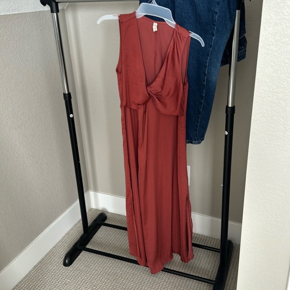 Revolve | State of Being Sleeveless Dress XS - Picture 1 of 9